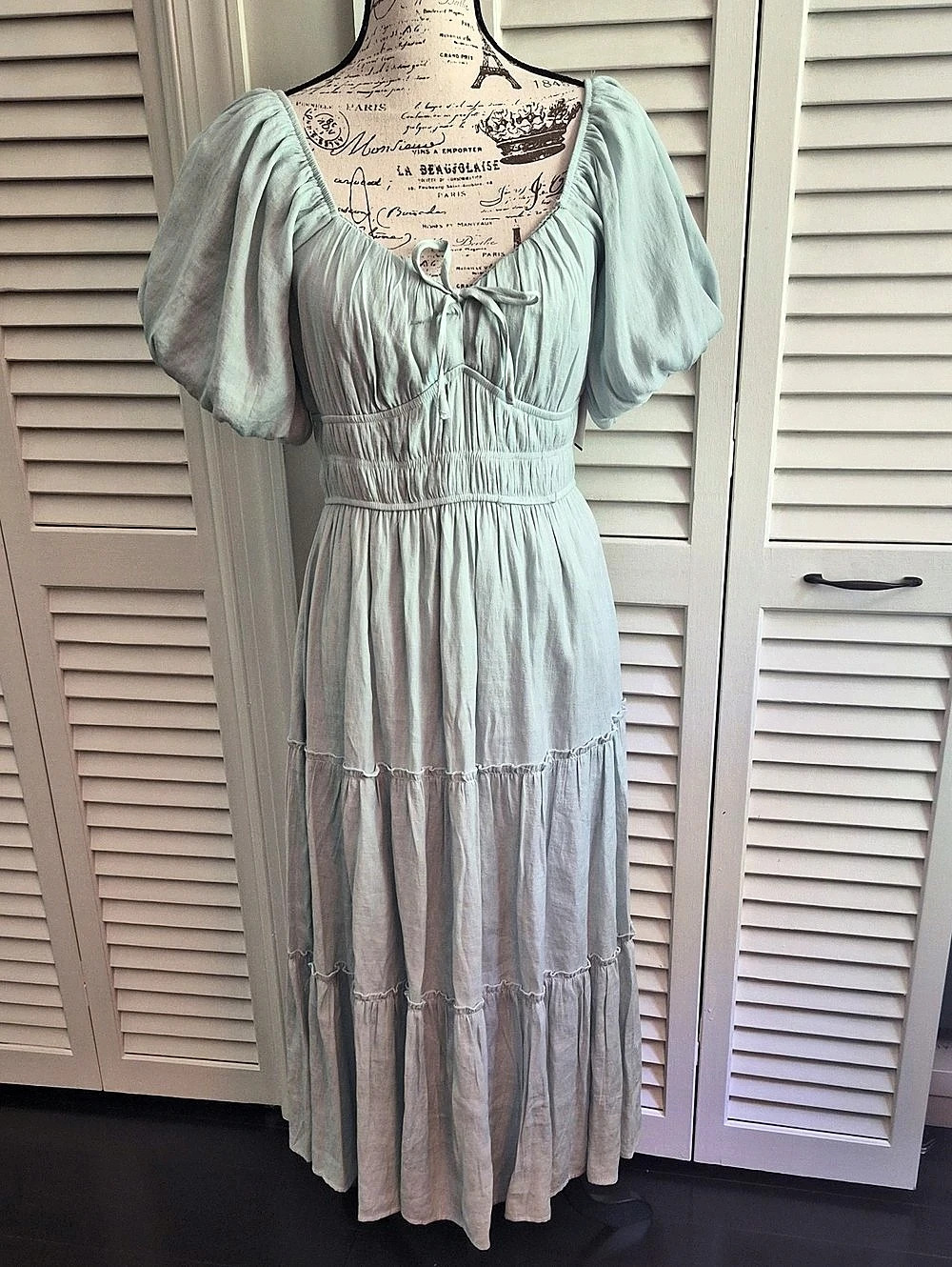 Trixxi Women's Sage Green Midi Dress Size Medium